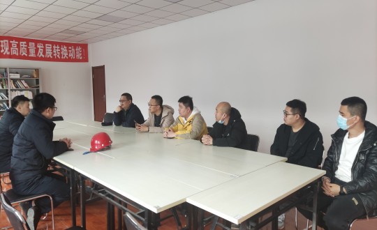 8.刘翔鹏总司理与明阳智慧能源集团股份公司向导交流探讨_副本.jpg 8.刘翔鹏总司理与明阳智慧能源集团股份公司向导交流探讨_副本.jpg